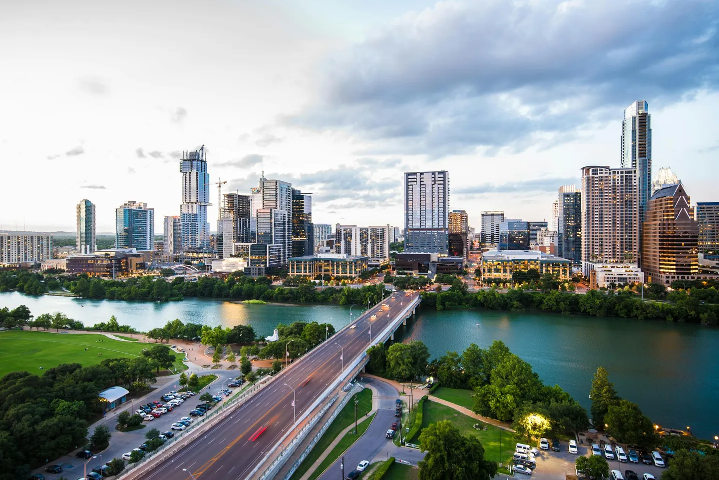 Austin skyline and Congress Avenue Bridge; regional orientation